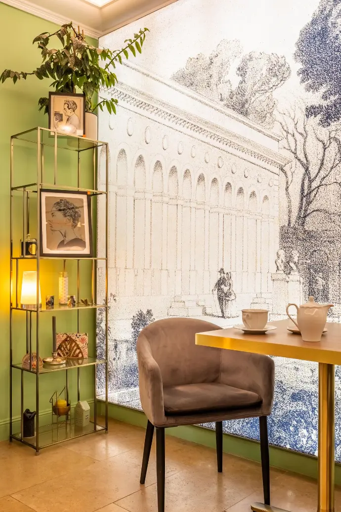 Shooting hôtelier dans le quartier des Beaux-arts à Montpellier shooting dans un hotel dans le quartier des Beaux-arts à Montpellier